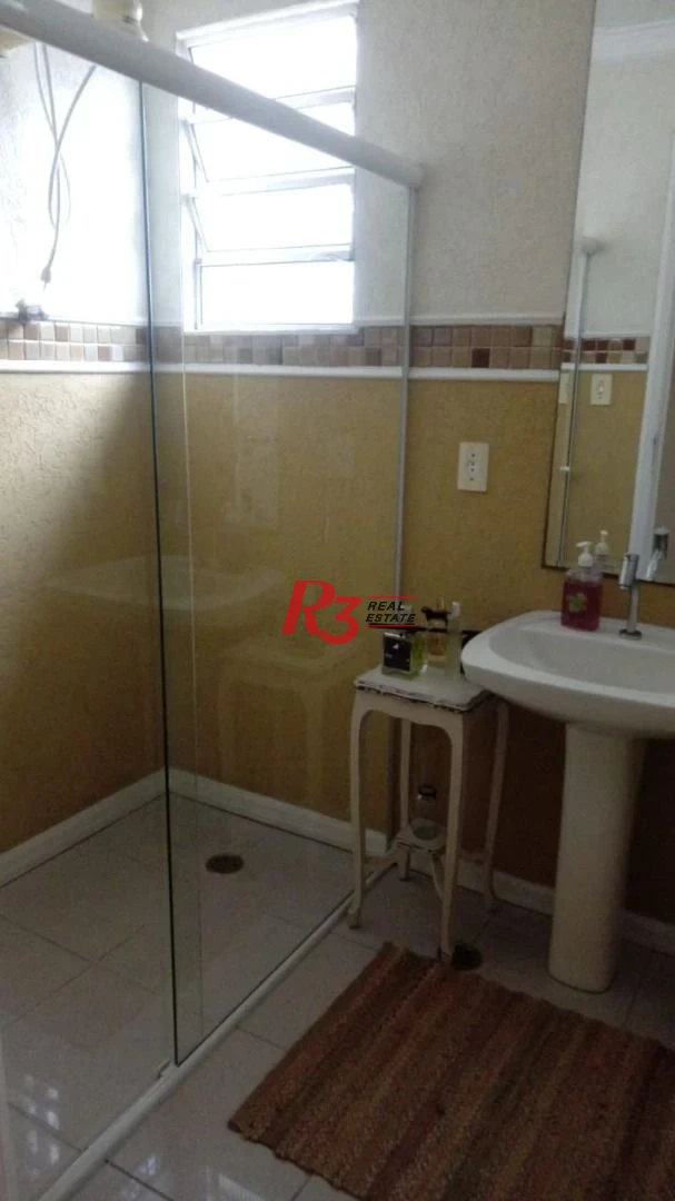 Sobrado com 3 dormitórios à venda, 100 m² - Encruzilhada - Santos/SP