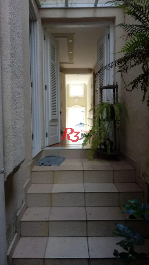 Sobrado com 3 dormitórios à venda, 100 m² - Encruzilhada - Santos/SP