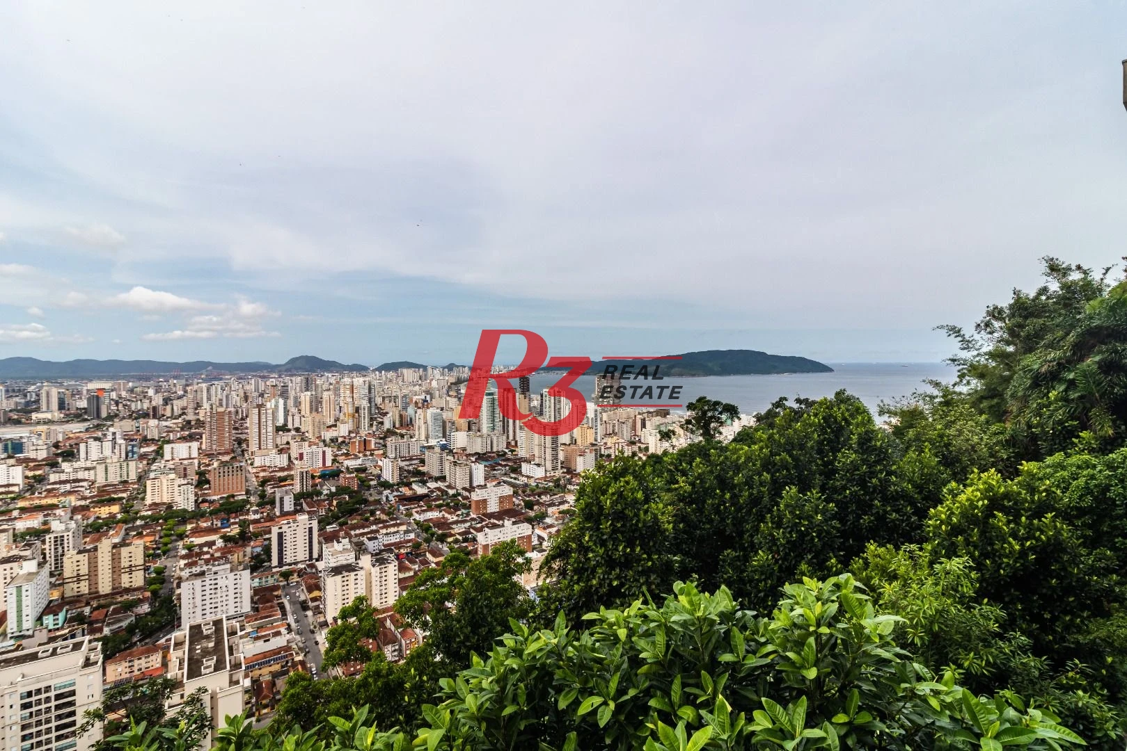 Casa no Condomínio Santa Terezinha com 5 suiítes à venda, 1200 m² - Vista espetacular