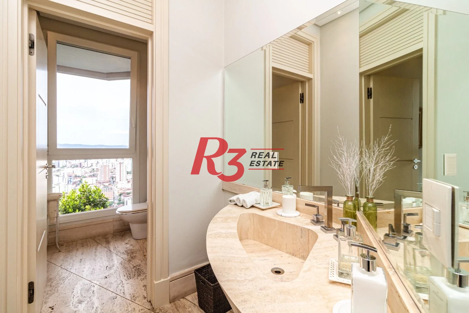 Casa no Condomínio Santa Terezinha com 5 suiítes à venda, 1200 m² - Vista espetacular