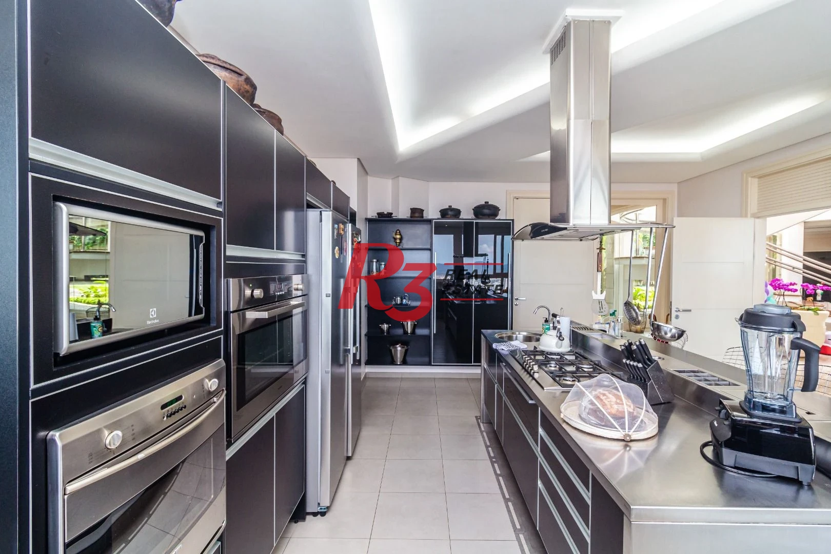 Casa no Condomínio Santa Terezinha com 5 suiítes à venda, 1200 m² - Vista espetacular