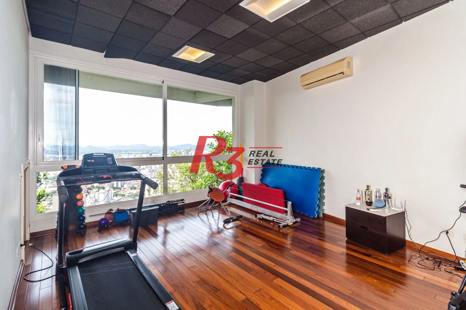 Casa no Condomínio Santa Terezinha com 5 suiítes à venda, 1200 m² - Vista espetacular