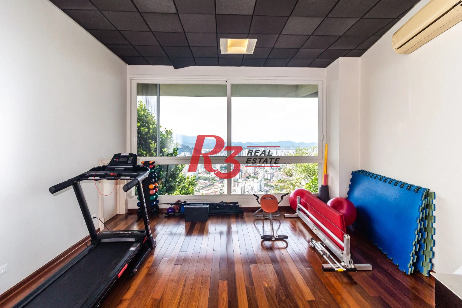 Casa no Condomínio Santa Terezinha com 5 suiítes à venda, 1200 m² - Vista espetacular