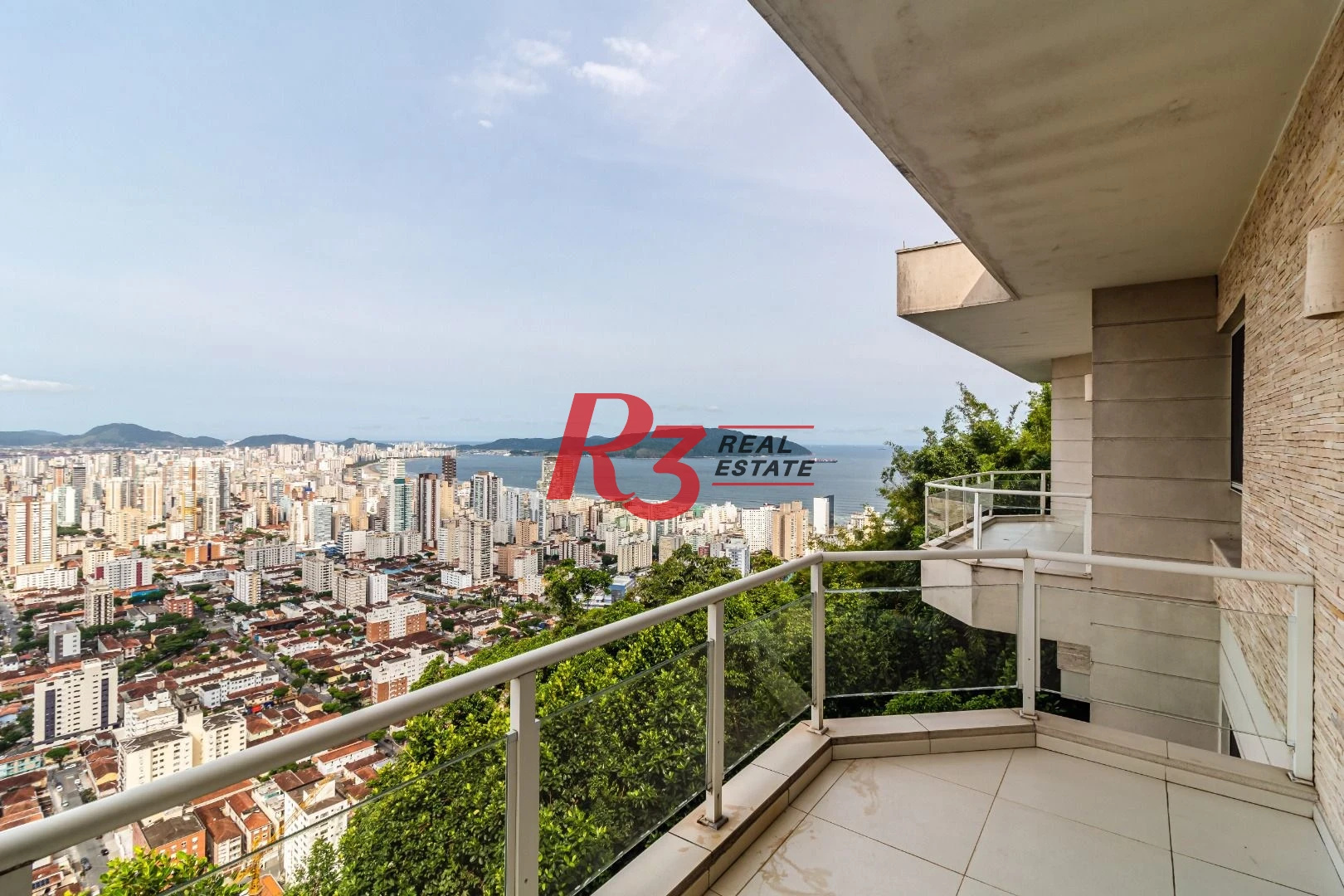 Casa no Condomínio Santa Terezinha com 5 suiítes à venda, 1200 m² - Vista espetacular