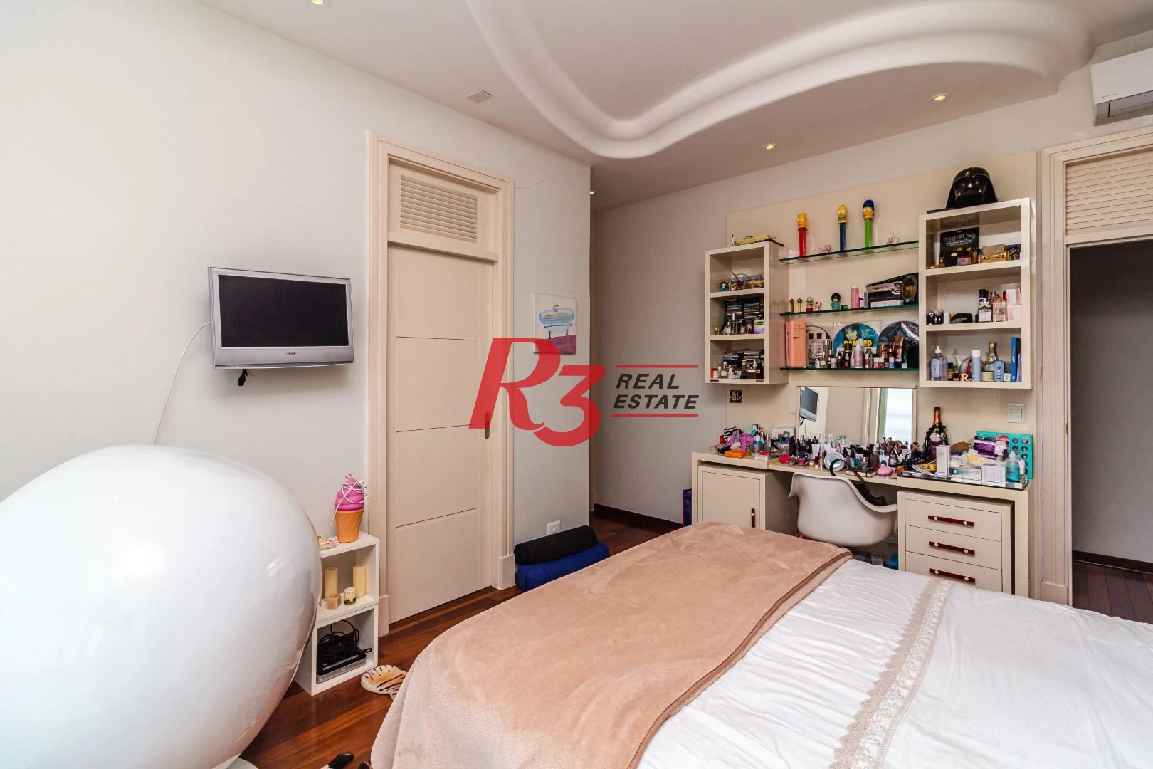 Casa no Condomínio Santa Terezinha com 5 suiítes à venda, 1200 m² - Vista espetacular