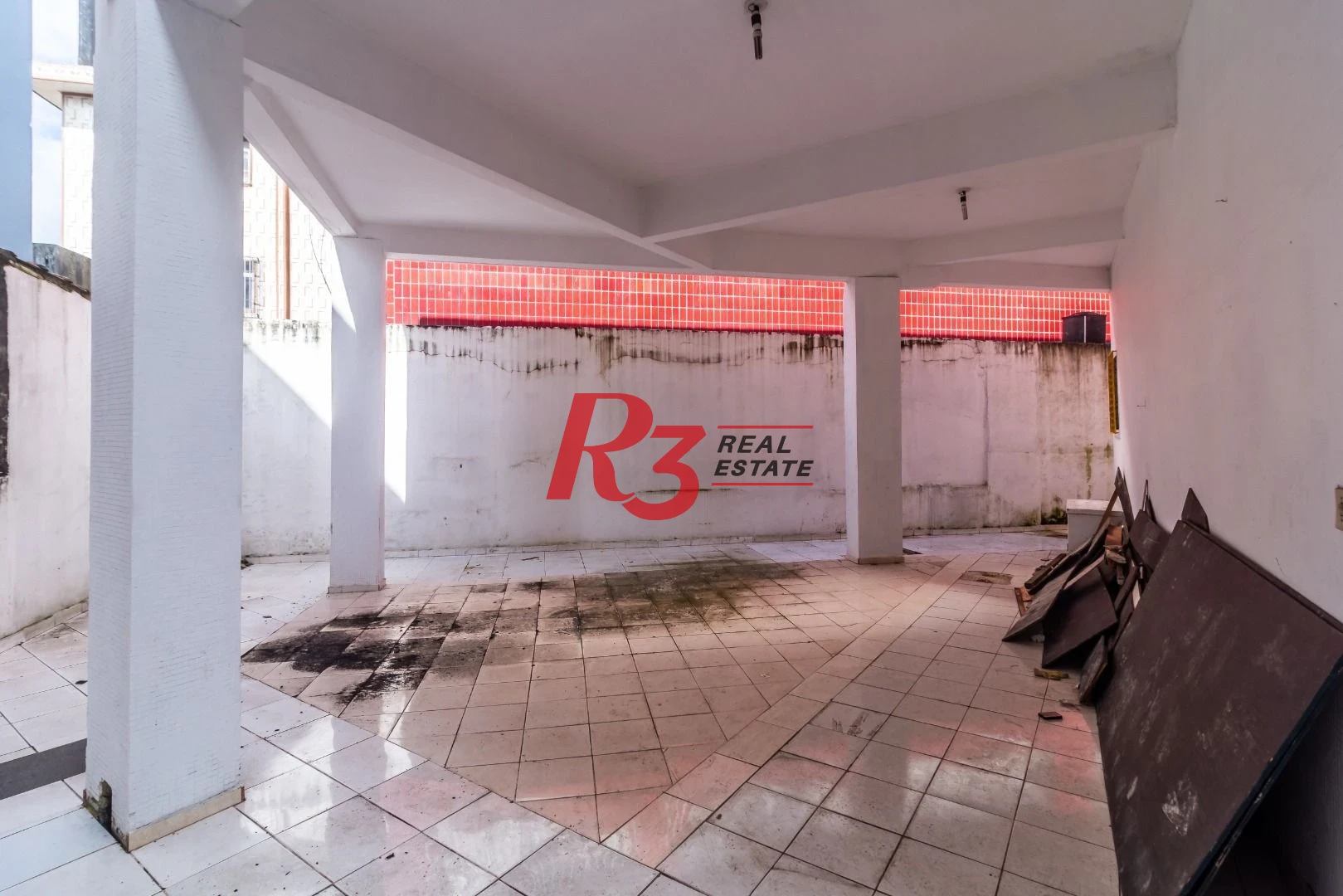 Prédio para alugar, 217 m² por R$ 15.300,00/mês - Estuário - Santos/SP