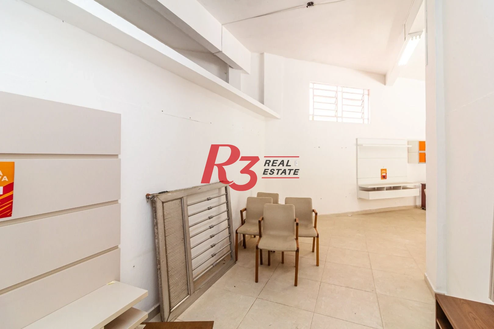 Prédio para alugar, 217 m² por R$ 15.300,00/mês - Estuário - Santos/SP