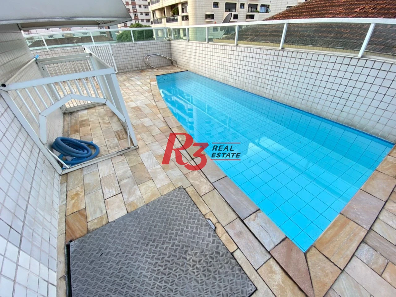 Apartamento Garden à venda no Gonzaga.