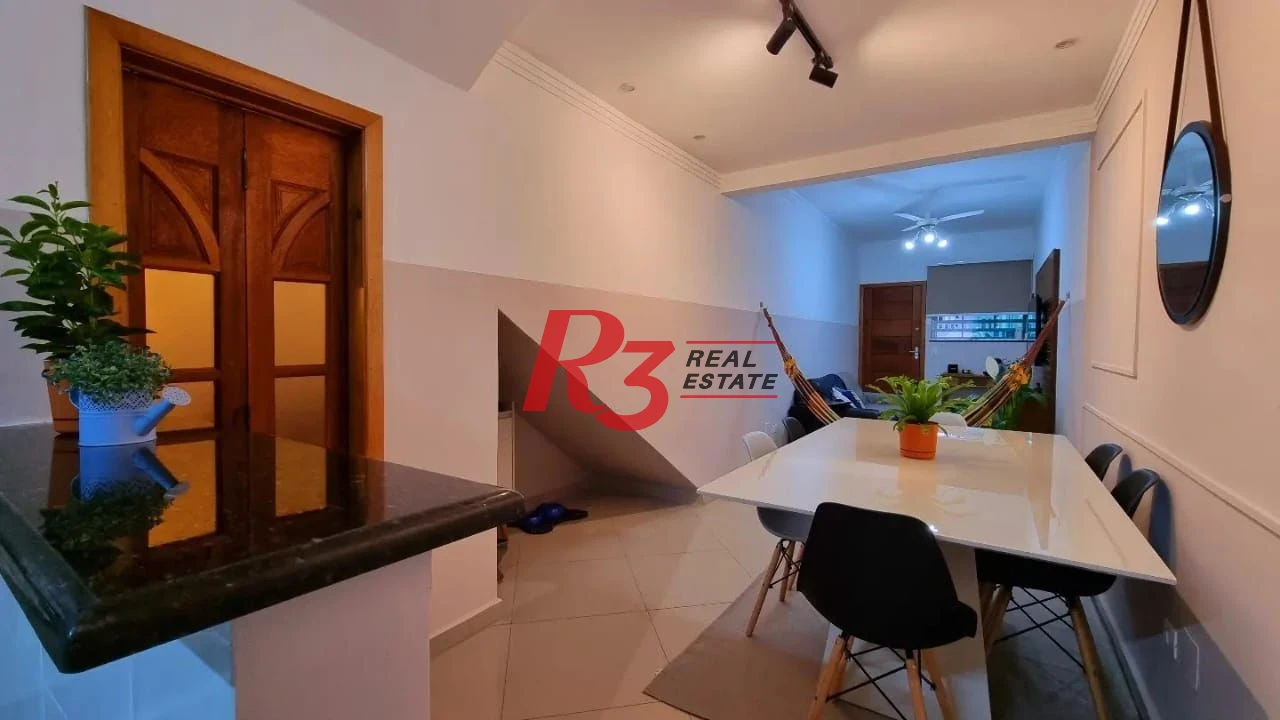 Casa com 2 dormitórios à venda, 110 m² - Boqueirão - Santos/SP