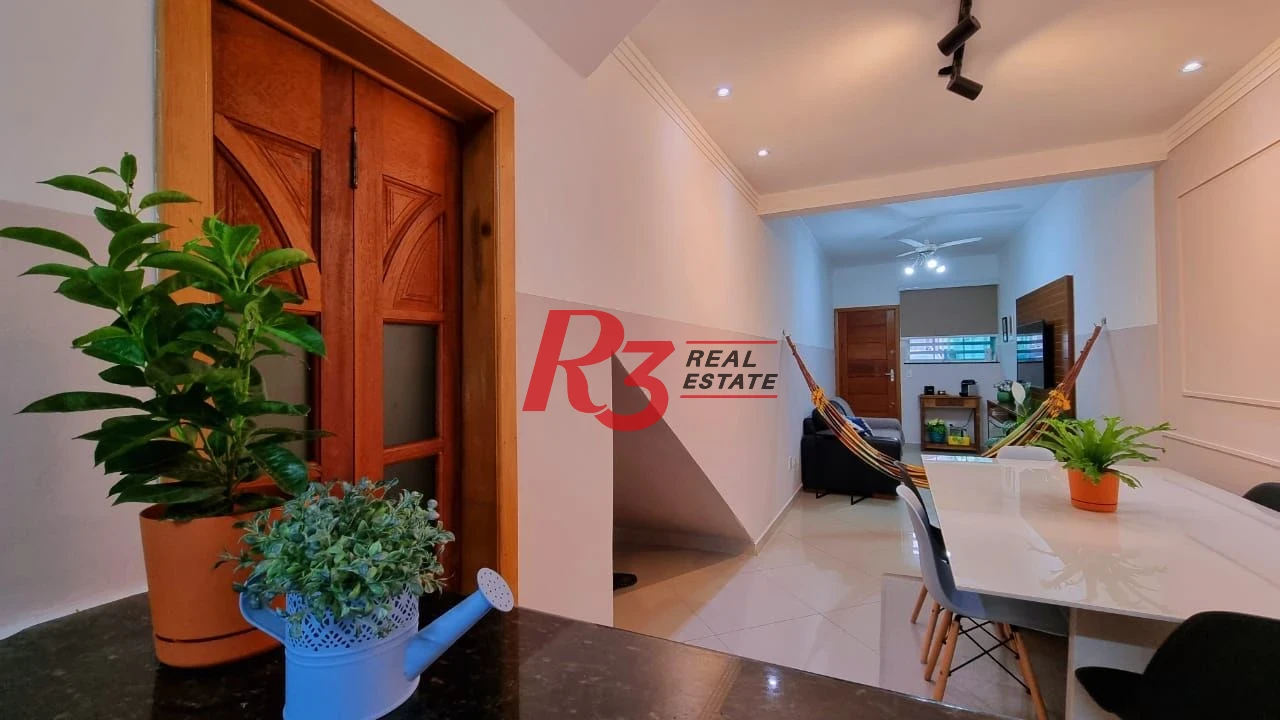 Casa com 2 dormitórios à venda, 110 m² - Boqueirão - Santos/SP