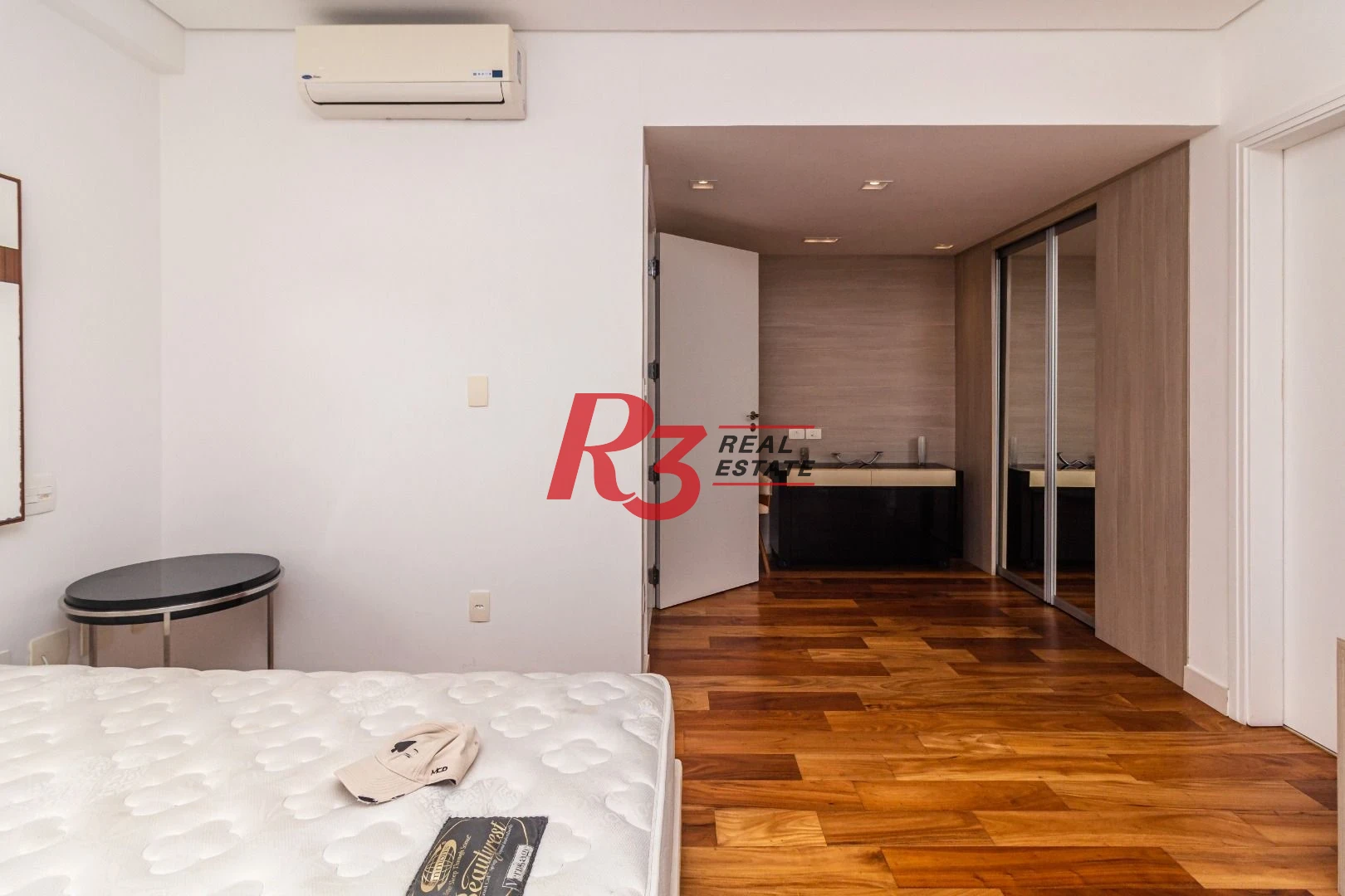 Cobertura à venda, 740 m² por R$ 16.000.000,00 - Gonzaga - Santos/SP