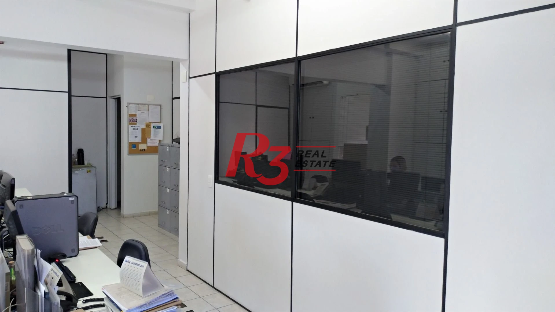 Conjunto comercial duplex a venda em Santos, na Avenida Dona Ana Costa.