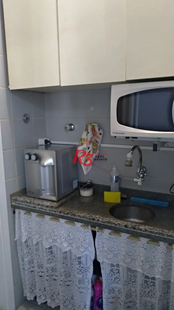 Conjunto comercial duplex a venda em Santos, na Avenida Dona Ana Costa.