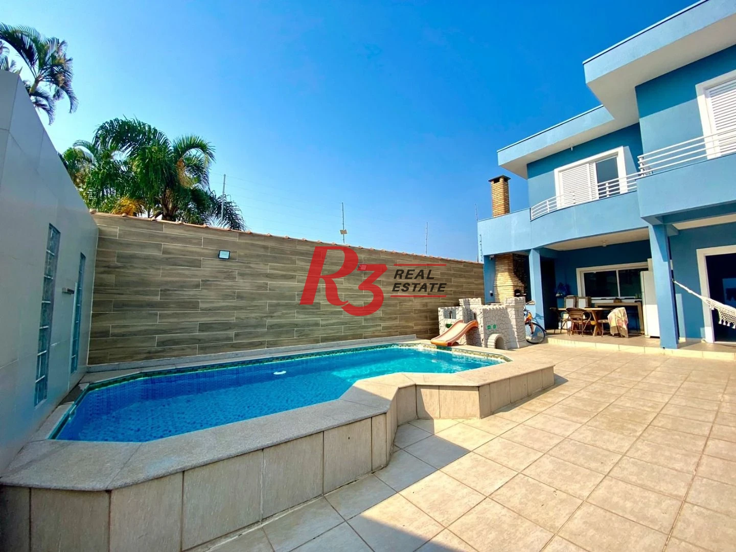 Sobrado com 4 dormitórios à venda, 173 m² - Solemar - Praia Grande/SP