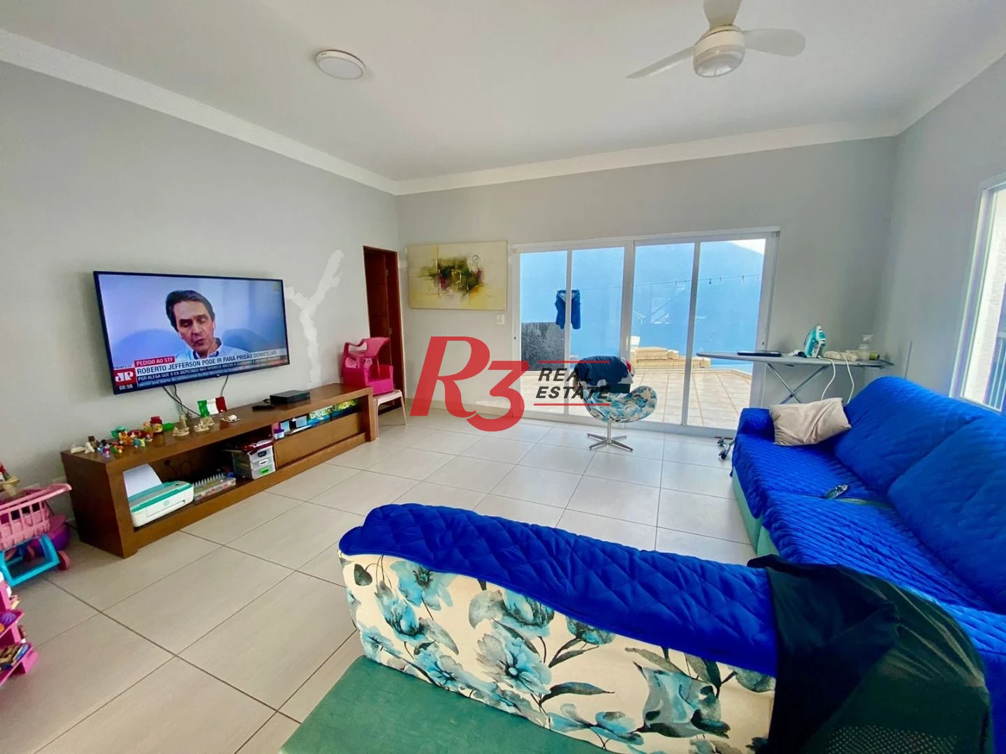 Sobrado com 4 dormitórios à venda, 173 m² - Solemar - Praia Grande/SP