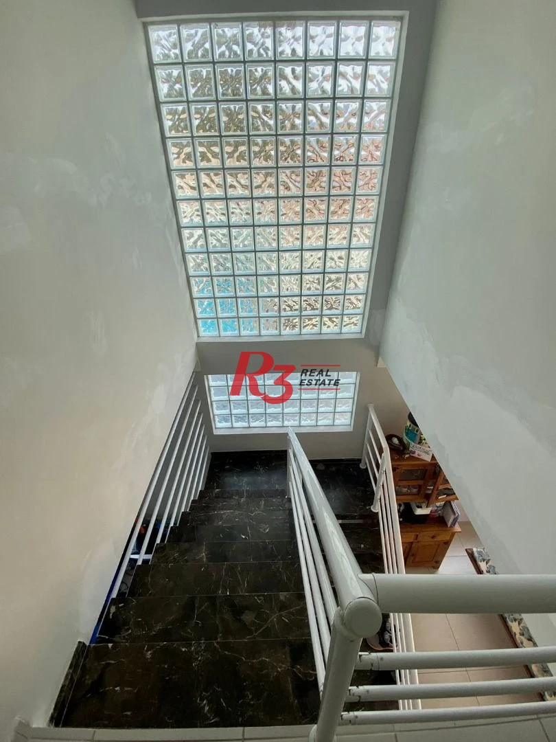 Sobrado com 4 dormitórios à venda, 173 m² - Solemar - Praia Grande/SP