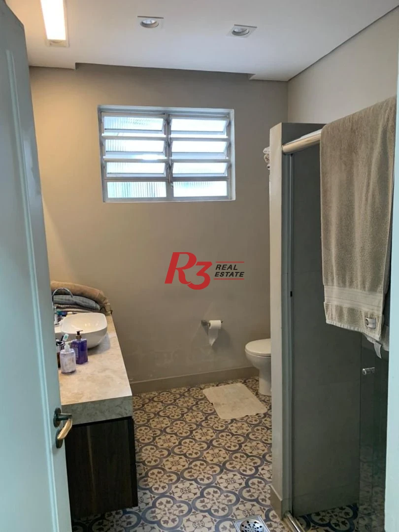Sobrado com 3 dormitórios à venda, 138 m² por R$ 1.200.000,00 - Boqueirão - Santos/SP