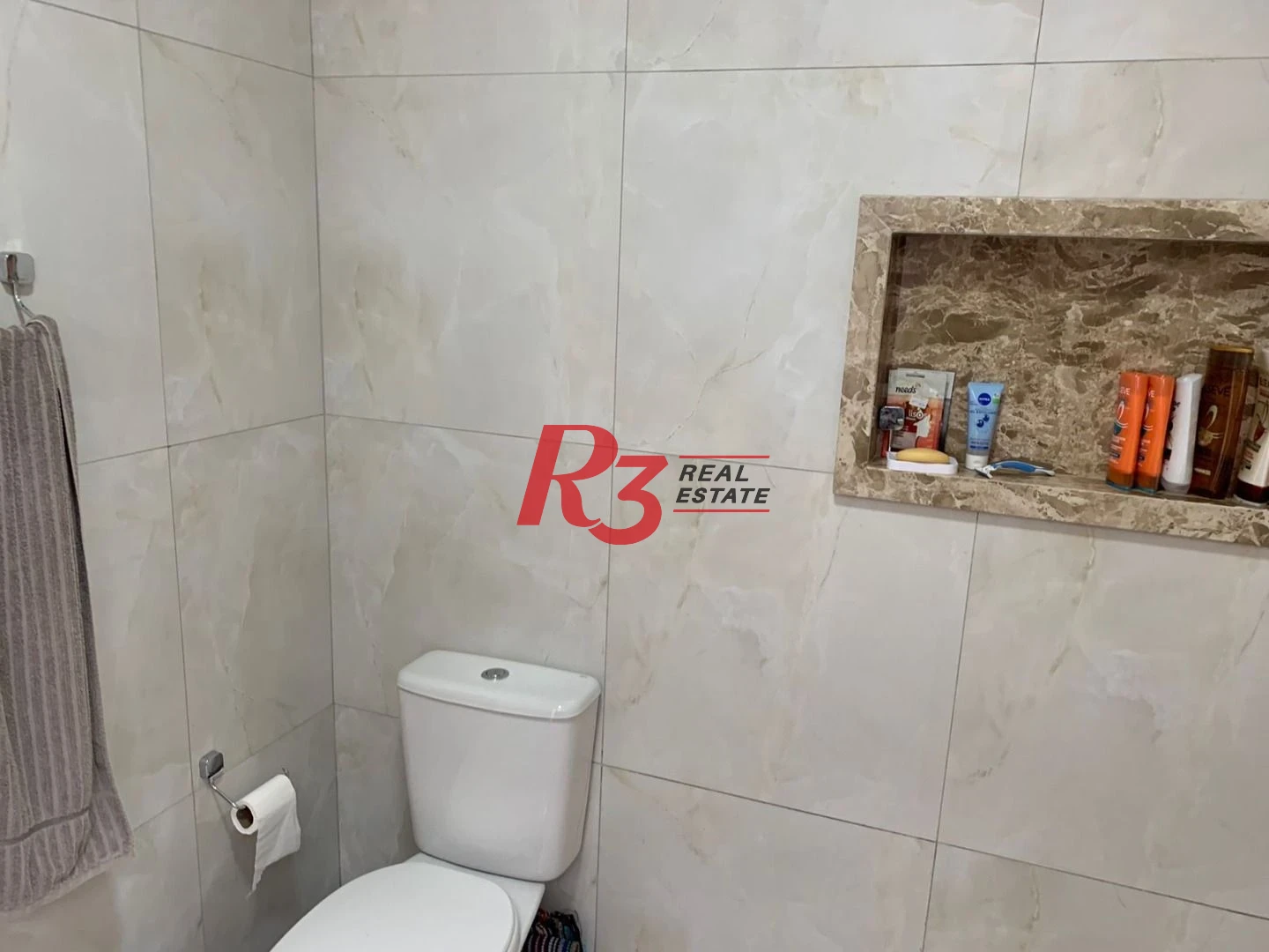 Sobrado com 3 dormitórios à venda, 138 m² por R$ 1.200.000,00 - Boqueirão - Santos/SP