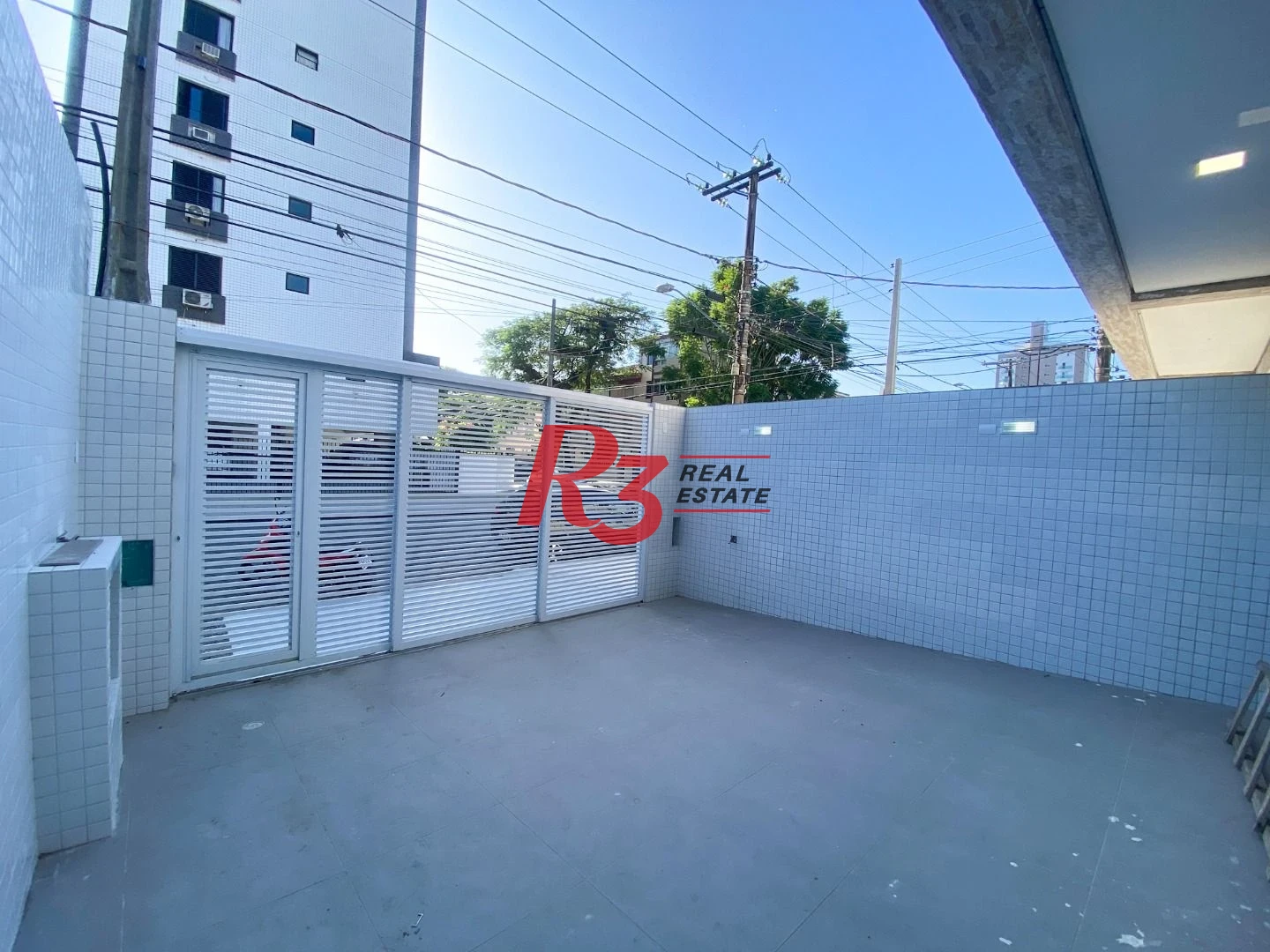Sobrado com 3 dormitórios à venda, 120 m² por R$ 1.245.000,00 - Boqueirão - Santos/SP