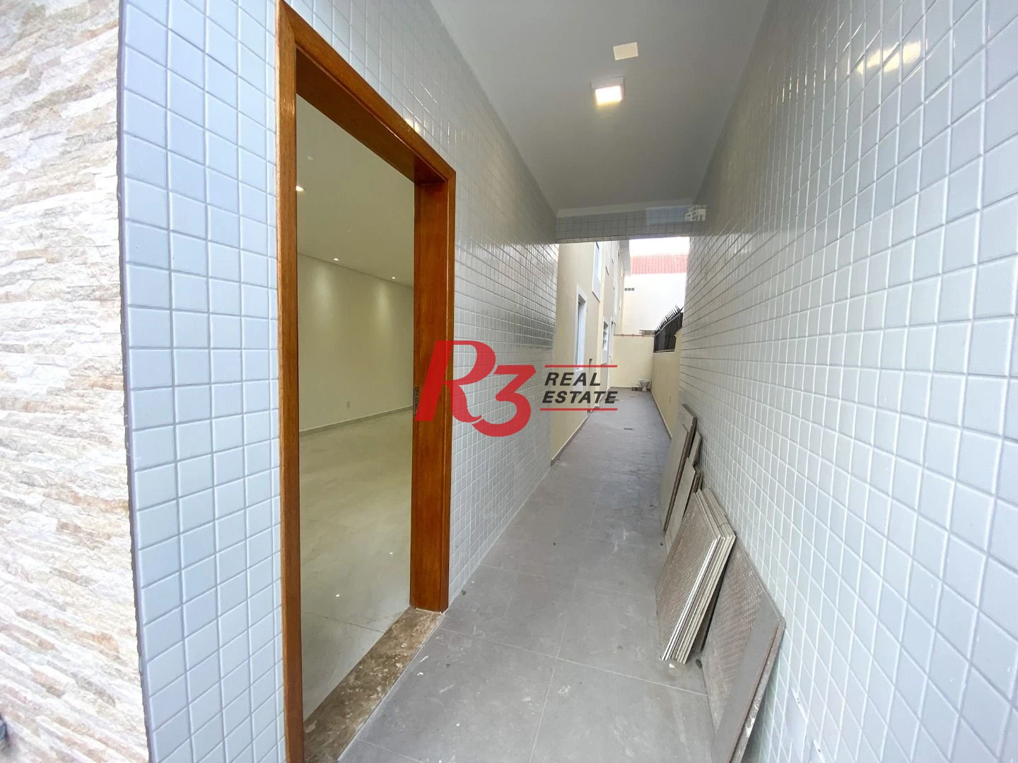 Sobrado com 3 dormitórios à venda, 120 m² por R$ 1.245.000,00 - Boqueirão - Santos/SP