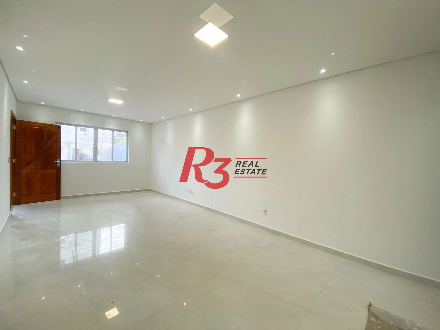 Sobrado com 3 dormitórios à venda, 120 m² por R$ 1.245.000,00 - Boqueirão - Santos/SP