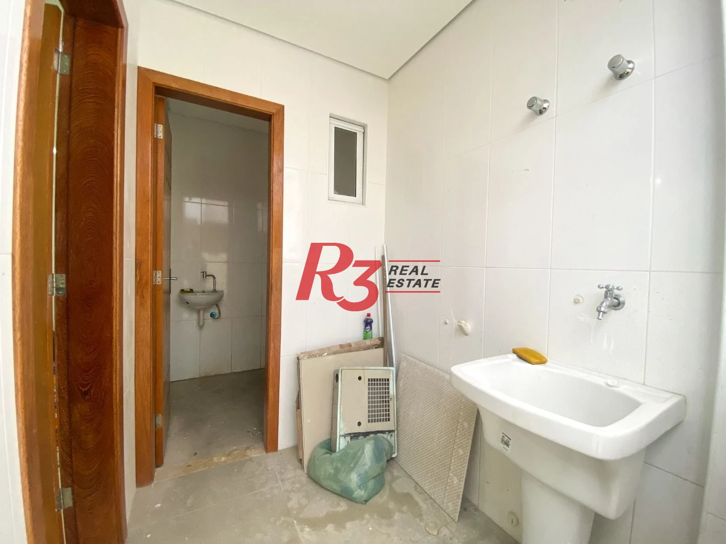 Sobrado com 3 dormitórios à venda, 120 m² por R$ 1.245.000,00 - Boqueirão - Santos/SP