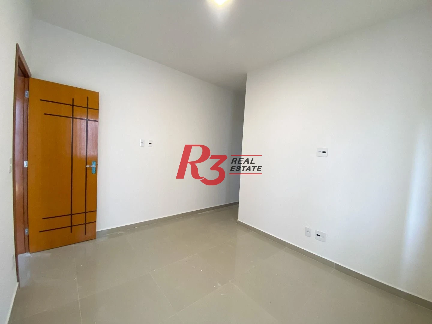 Sobrado com 3 dormitórios à venda, 120 m² por R$ 1.245.000,00 - Boqueirão - Santos/SP
