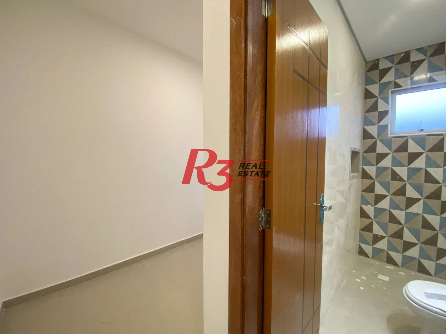 Sobrado com 3 dormitórios à venda, 120 m² por R$ 1.245.000,00 - Boqueirão - Santos/SP