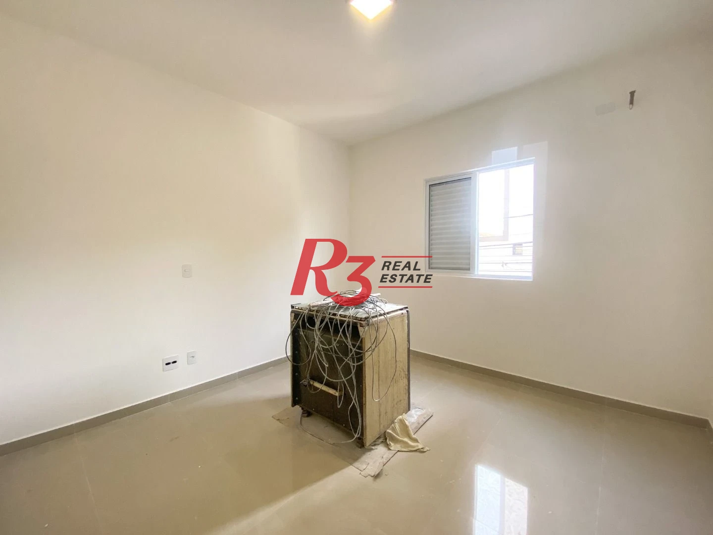 Sobrado com 3 dormitórios à venda, 120 m² por R$ 1.245.000,00 - Boqueirão - Santos/SP
