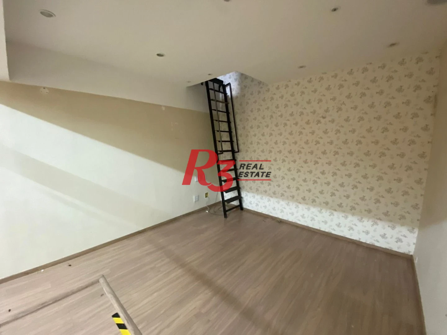 Loja para alugar, 32 m² por R$ 4.800,00/mês - Boqueirão - Santos/SP