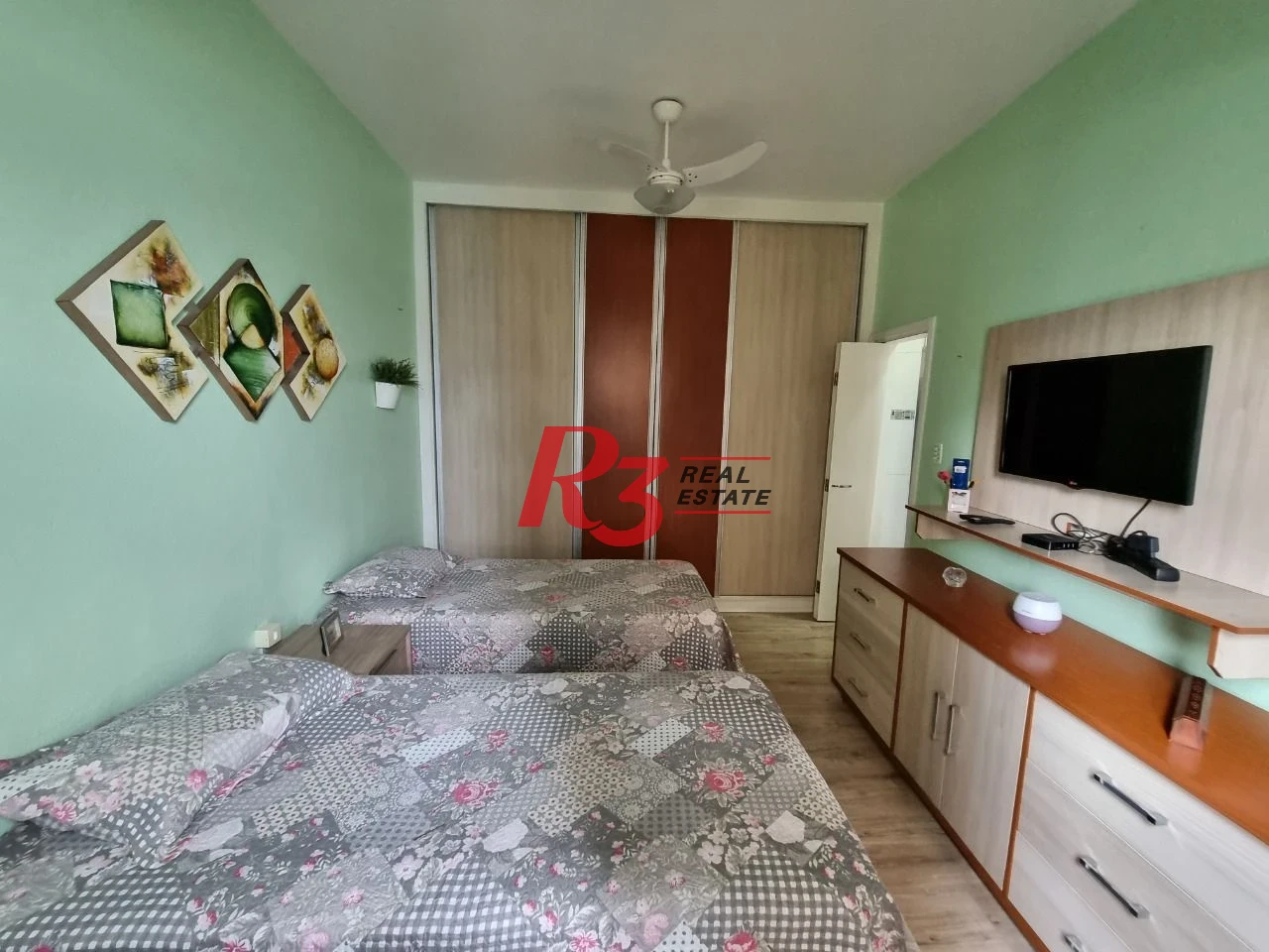 Apartamento com 2 dormitórios à venda, 68 m² por R$ 640.000,00 - Itararé - São Vicente/SP