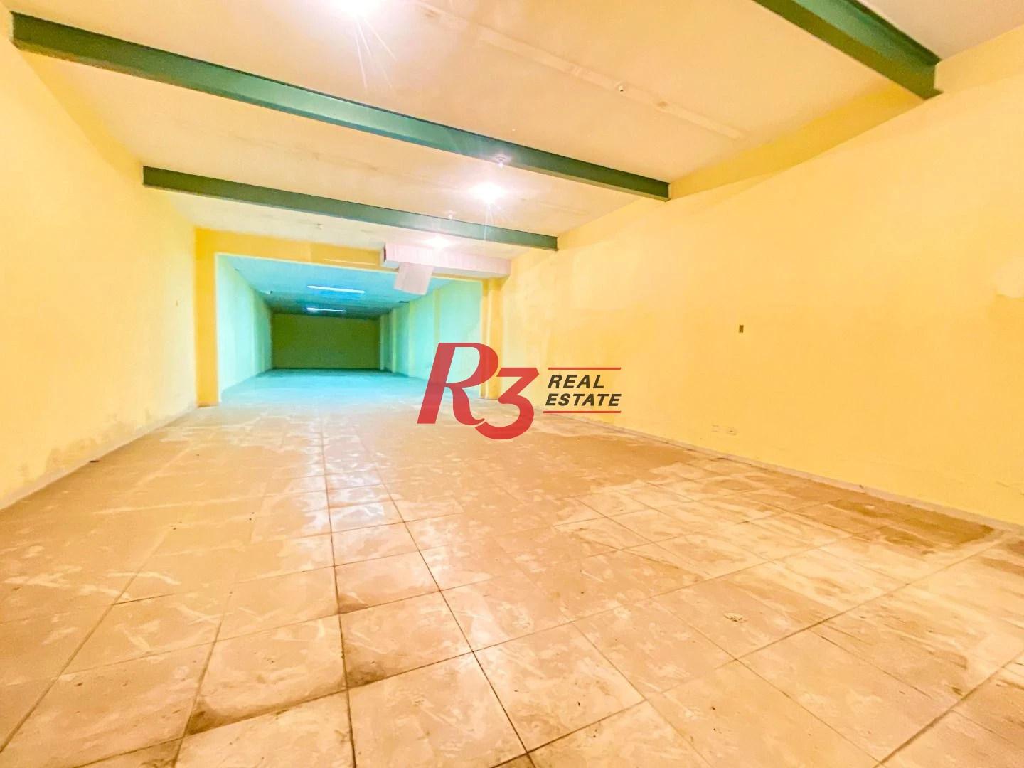 Ótima oportunidade para loja comercial, no Centro de Santos!!