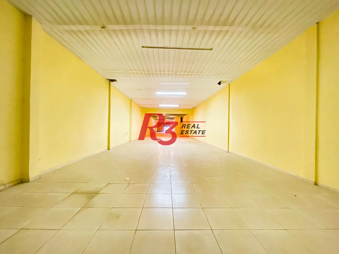 Ótima oportunidade para loja comercial, no Centro de Santos!!