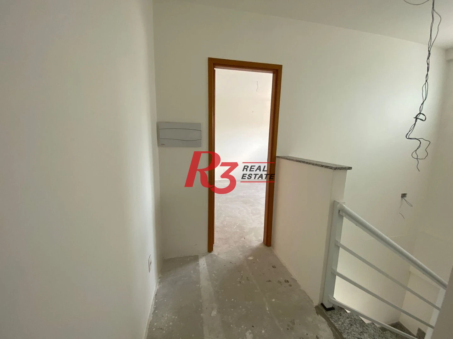 Apartamento Duplex à venda, 131 m² por R$ 959.000,00 - Encruzilhada - Santos/SP