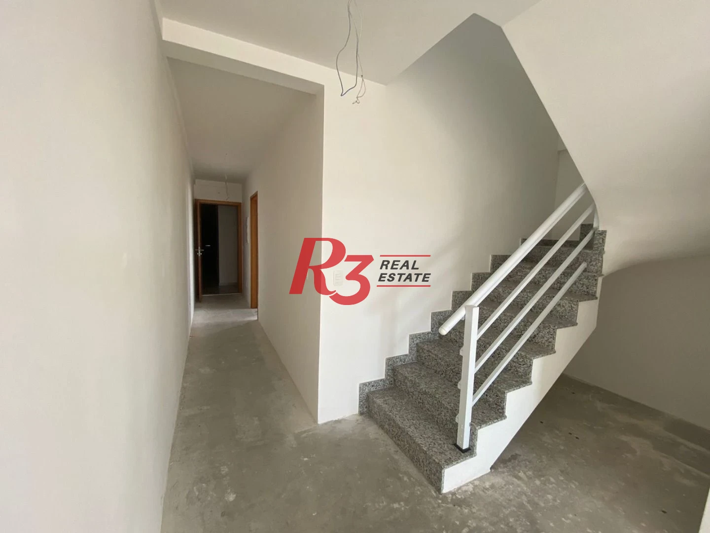 Apartamento Duplex à venda, 131 m² por R$ 959.000,00 - Encruzilhada - Santos/SP