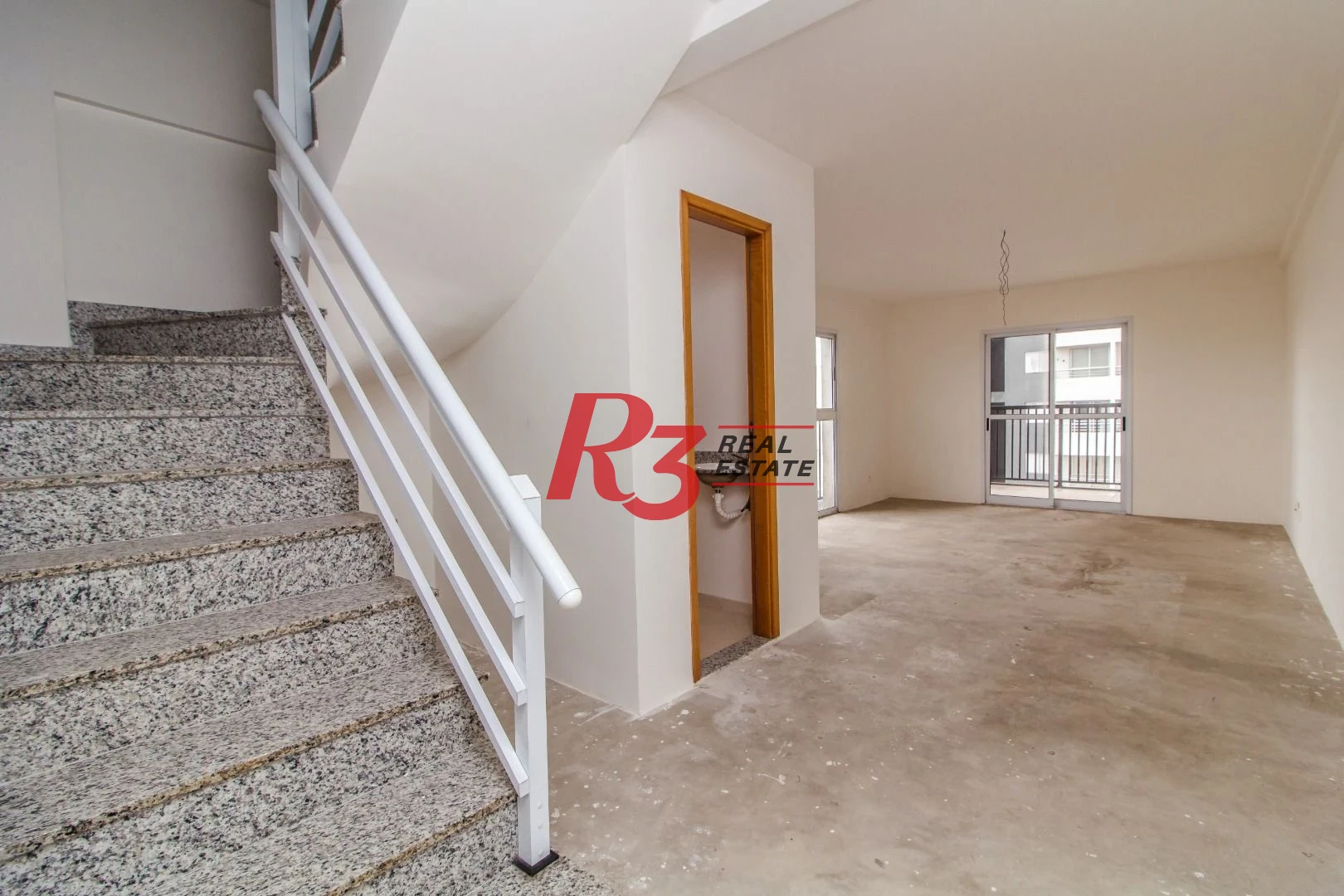 Apartamento Duplex com 3 dormitórios à venda, 131 m² por R$ 989.000,00 - Encruzilhada - Santos/SP