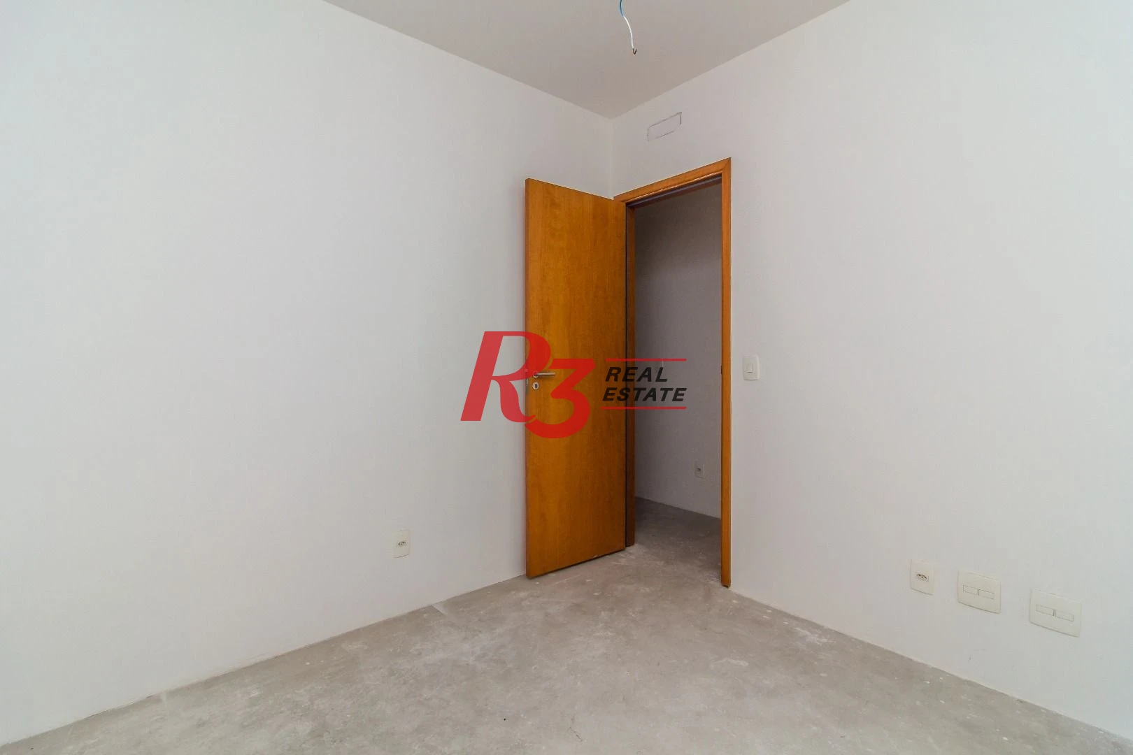 Apartamento Duplex com 3 dormitórios à venda, 131 m² por R$ 989.000,00 - Encruzilhada - Santos/SP