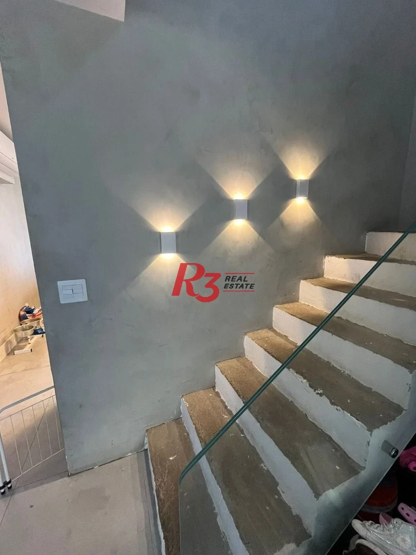 Apartamento Duplex à venda, 131 m² por R$ 940.000,00 - Encruzilhada - Santos/SP
