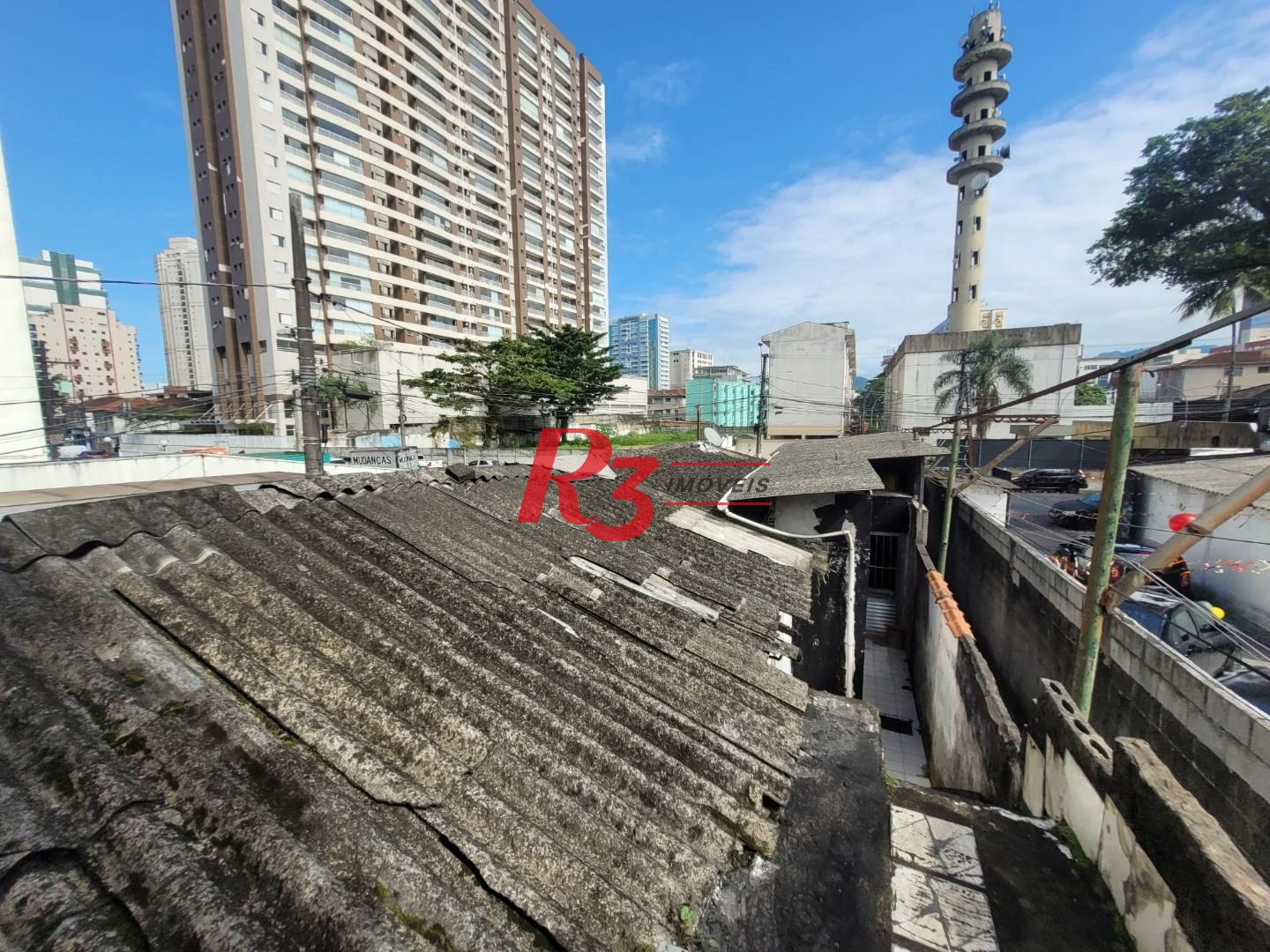 Casa com 3 dormitórios à venda, 223 m² - Encruzilhada - Santos/SP