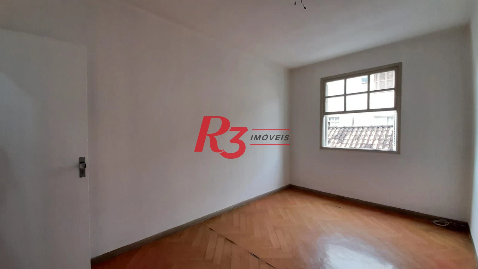 Apartamento à venda, 2 dorm, garagem fechada, Campo Grande, Santos SP