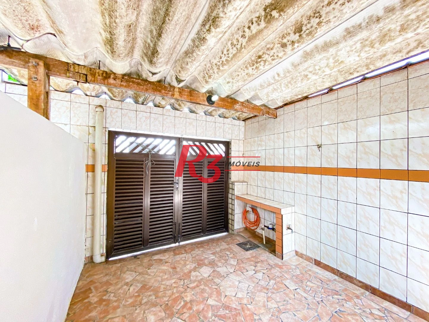 Casa com 2 dormitórios à venda, 102 m² por R$ 630.000,00 - Marapé - Santos/SP
