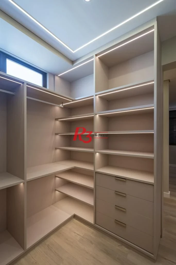 Apartamento com 4 dormitórios à venda, 270 m² por R$ 3.050.000,00 - Boqueirão - Santos/SP