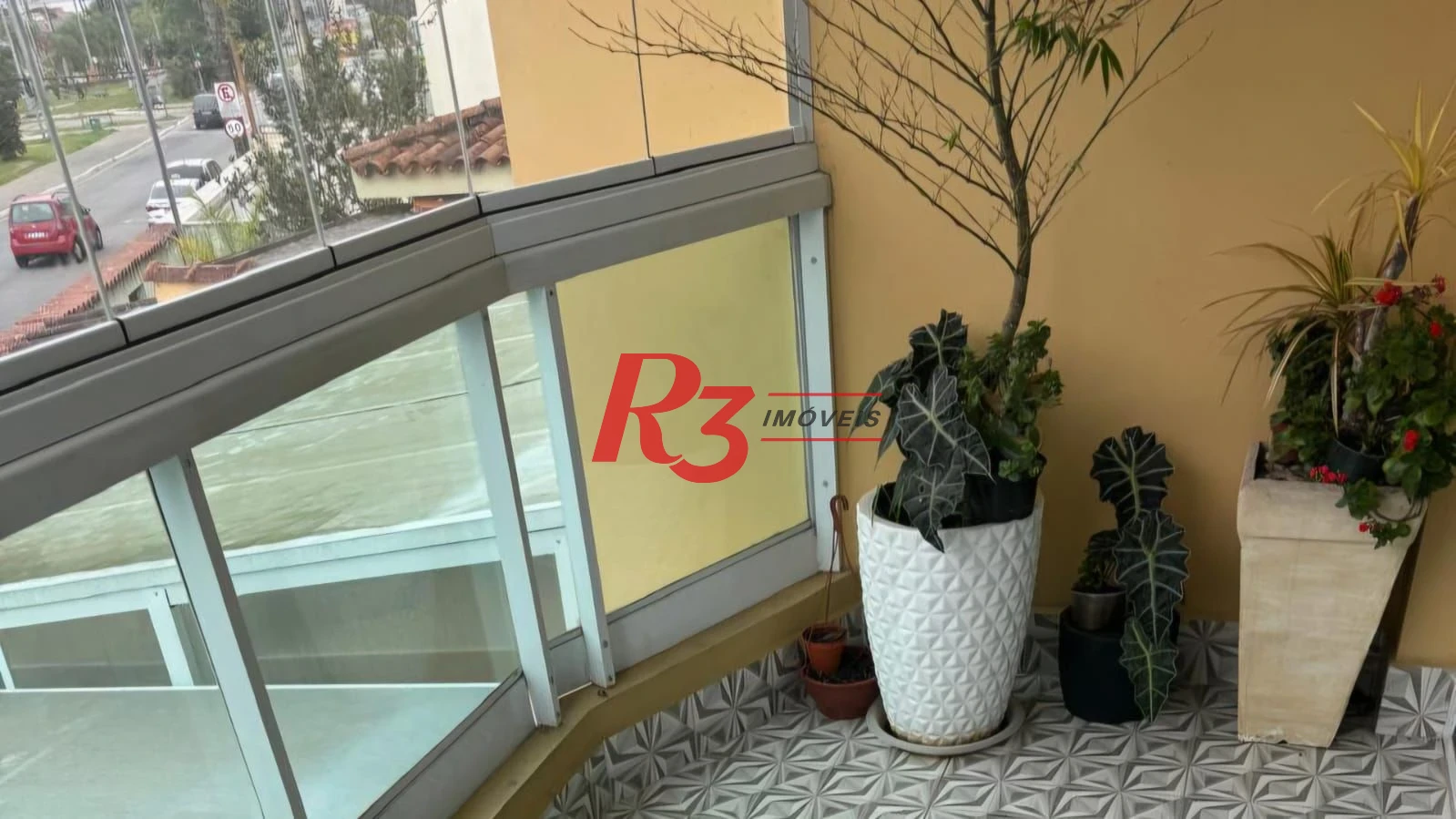 Casa com 3 dormitórios à venda, 189 m² por R$ 1.680.000,00 - Campo Grande - Santos/SP