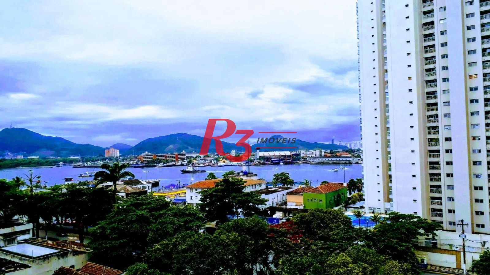 Apartamento com 2 dormitórios à venda, 123 m² por R$ 750.000,00 - Ponta da Praia - Santos/SP