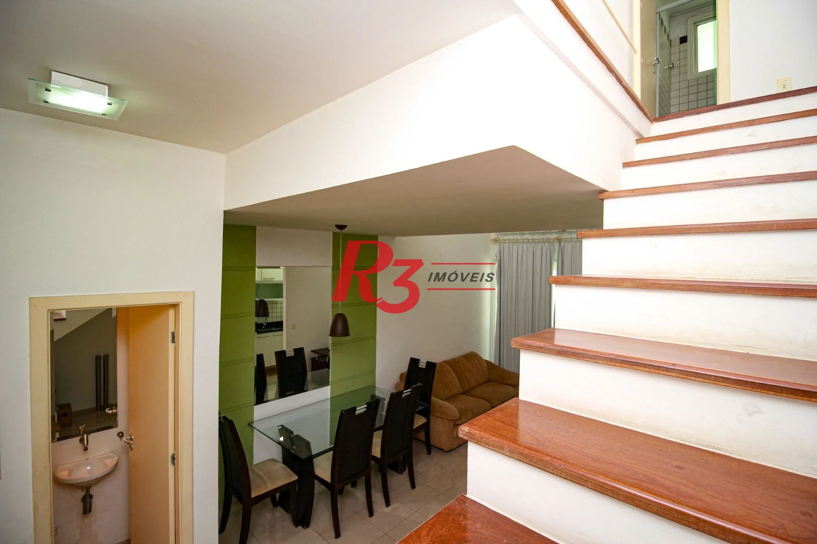 Loft com 1 dormitório à venda, 69 m² por R$ 590.000,00 - Gonzaga - Santos/SP