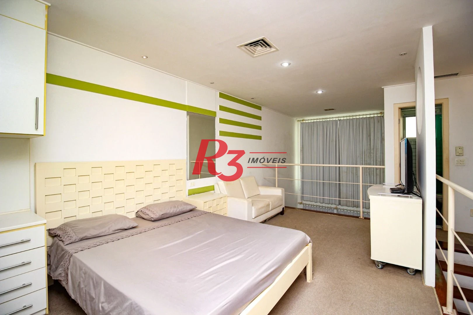 Loft com 1 dormitório à venda, 69 m² por R$ 590.000,00 - Gonzaga - Santos/SP
