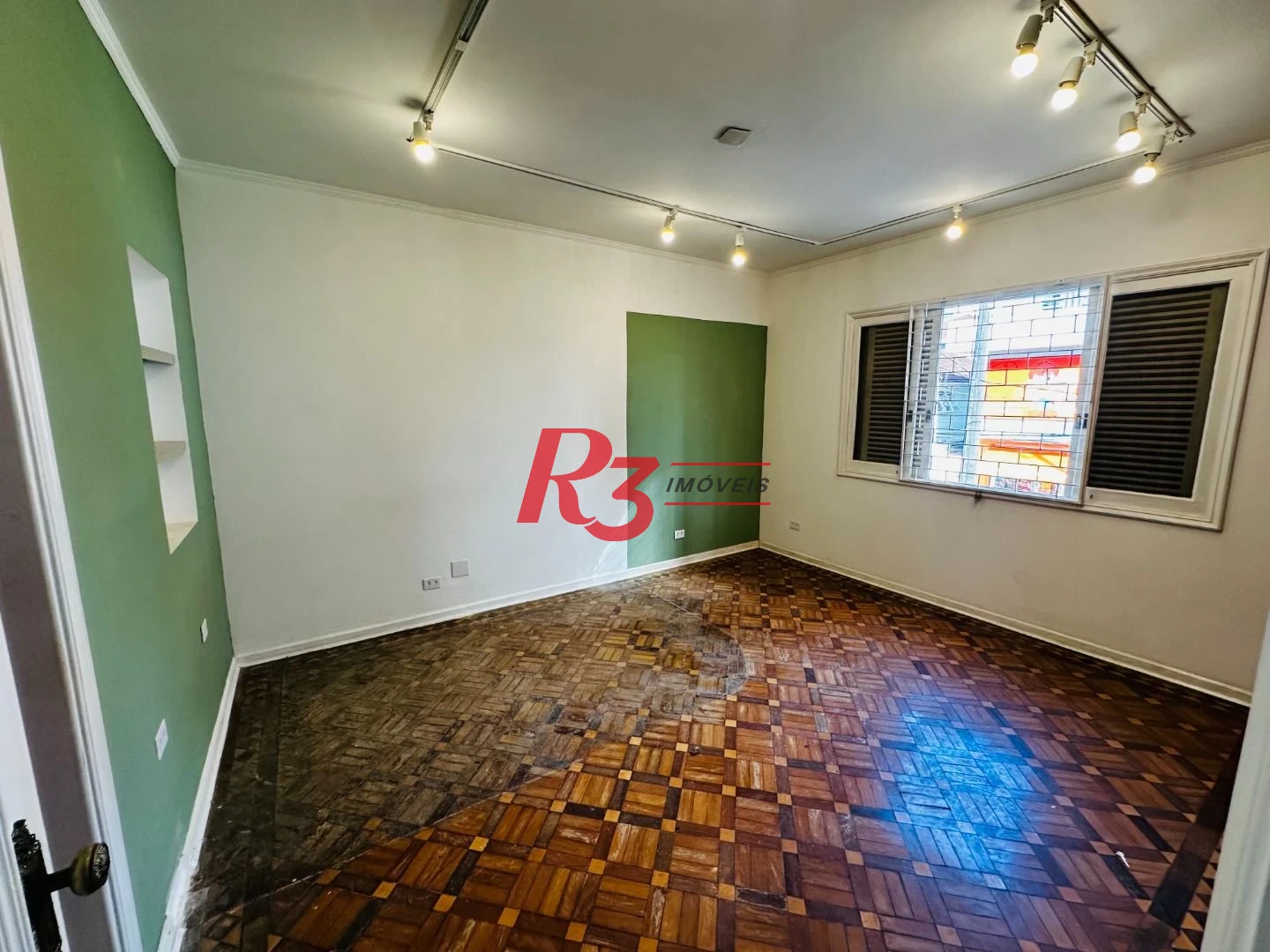 Casa para alugar, 200 m² por R$ 15.670,00/mês - Gonzaga - Santos/SP