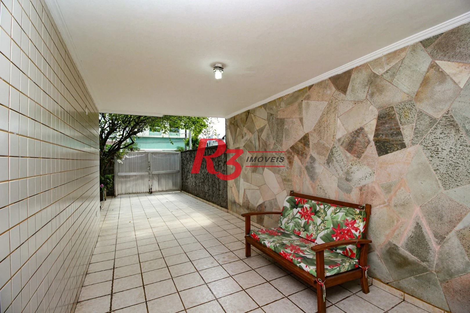 Casa com 4 dormitórios à venda, 228 m² - Ponta da Praia - Santos/SP