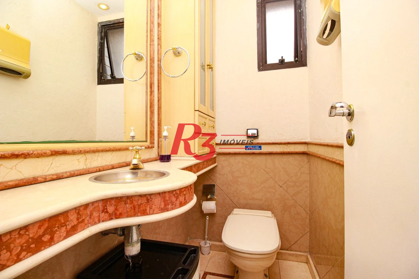 Sala para alugar, 134 m² por R$ 5.000,02/mês - Campo Grande - Santos/SP