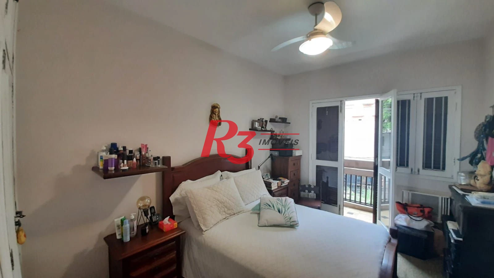 Apartamento à venda, com 133m², 3 dorm (1 suíte), 2 vagas, Gonzaga, Santos SP